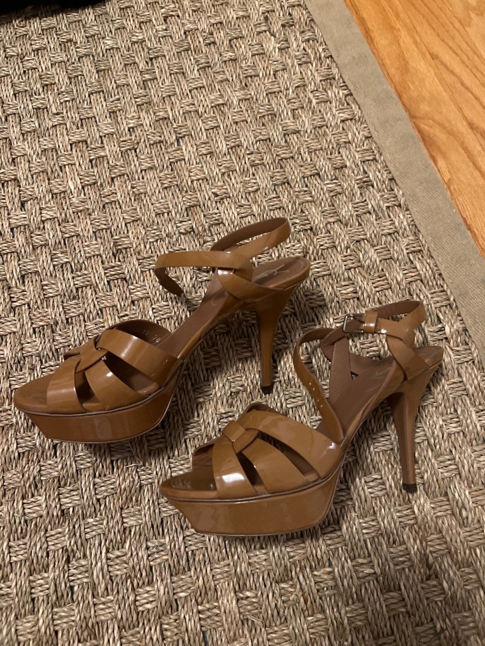 YSL TRIBUTE Patent Leather Brown Sandals